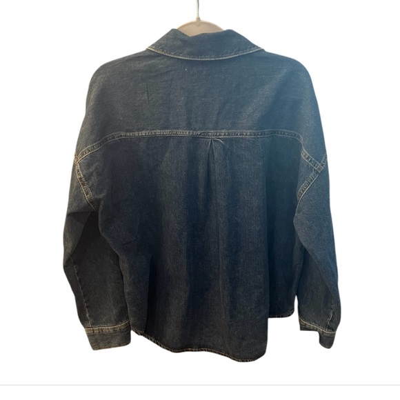 New Zara denim shirt - Picture 2 of 3